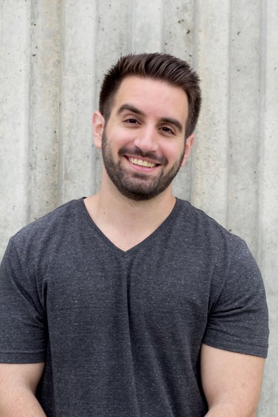 farbod-esnaashari-main-profile-picture